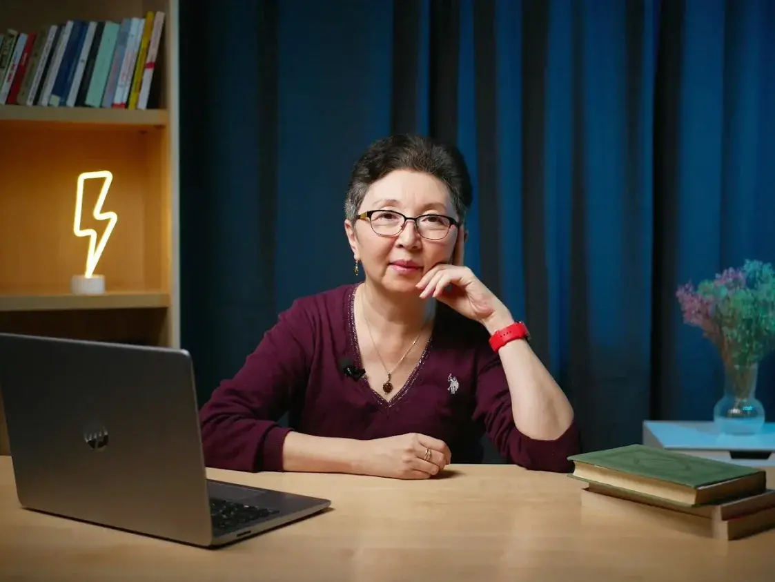 Ціханоўская закаціла скандал, Усава паставілі ў кут. Гісторыі пра першае каханне