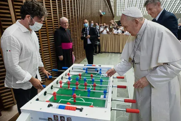 Был в 30 км от Беларуси, но не заехал. Что Папа Франциск говорил о нашей стране