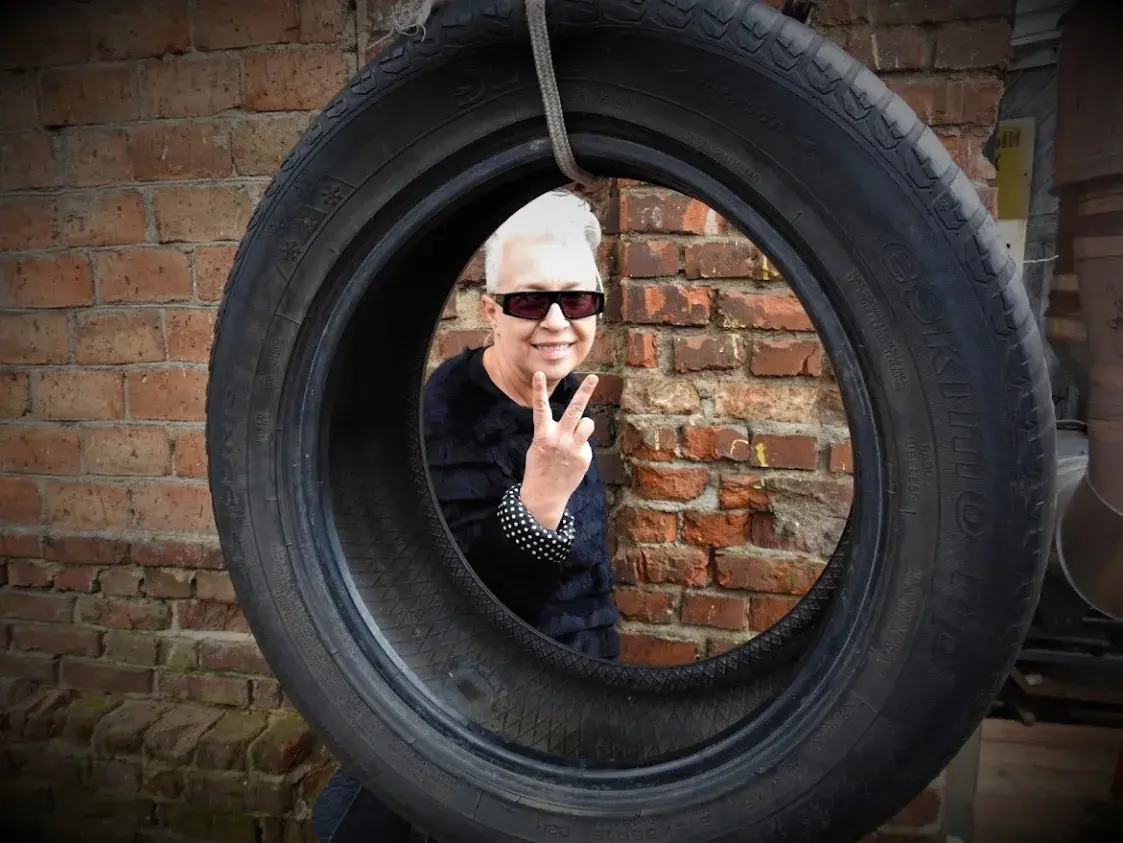 Ціханоўская закаціла скандал, Усава паставілі ў кут. Гісторыі пра першае каханне