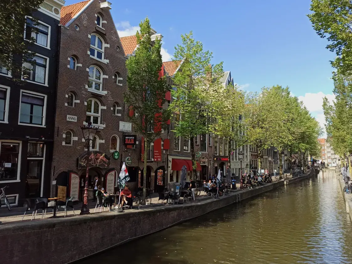 Амстэрдам яшчэ не вырашыў, куды перанесці квартал чырвоных ліхтароў — #ІхНоравы