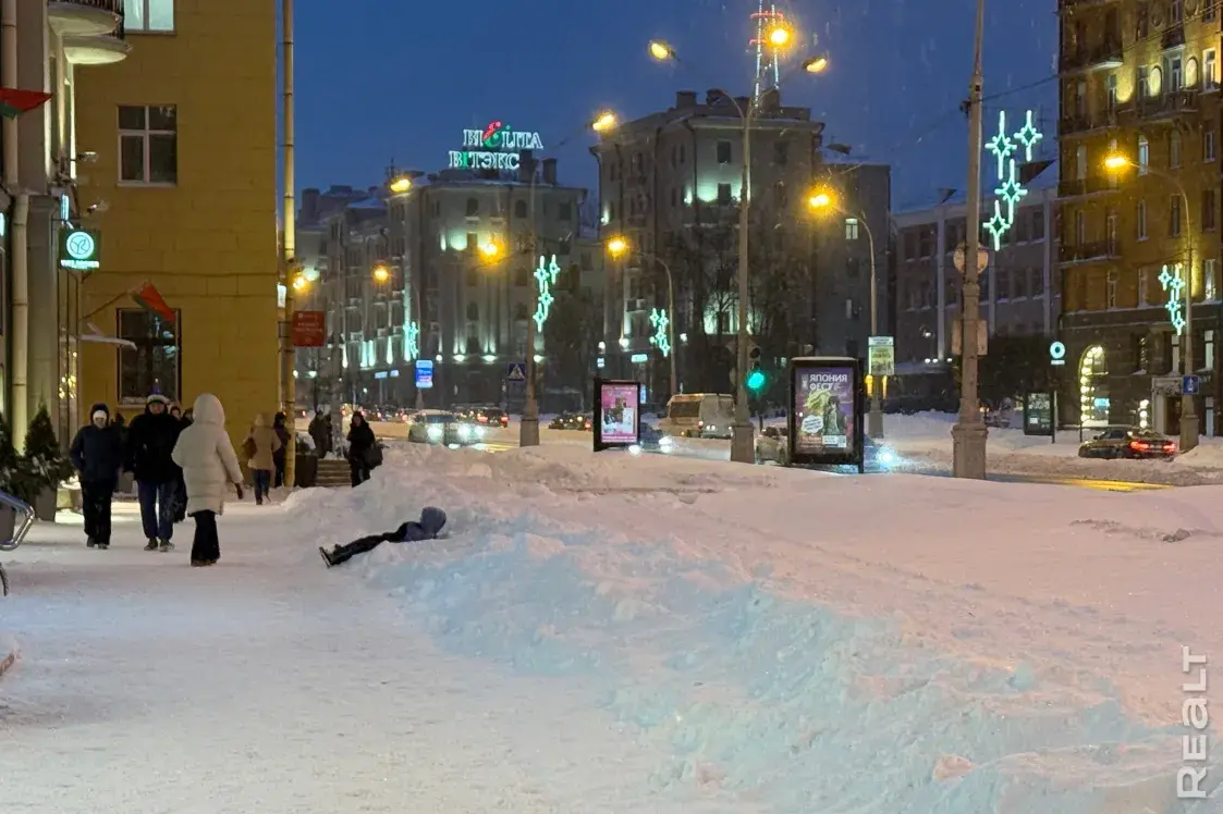 Давно такого не было: заснеженный Минск. (Почти)сказочный фотофакт
