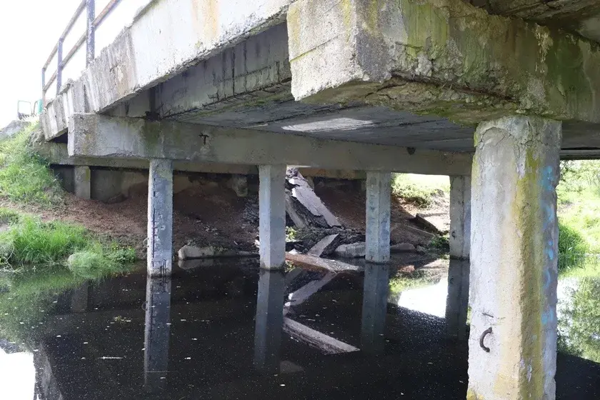 У Полацкім раёне развальваецца мост, спынены рух транспарту