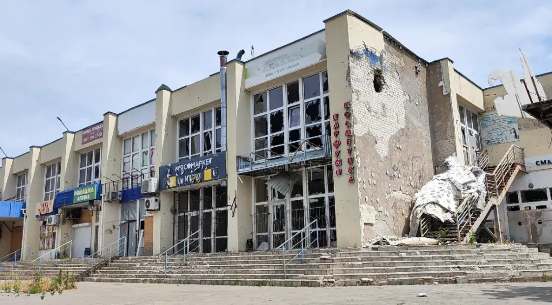 "Прилетает каждую секунду": как живёт украинский Херсон летом 2025-го