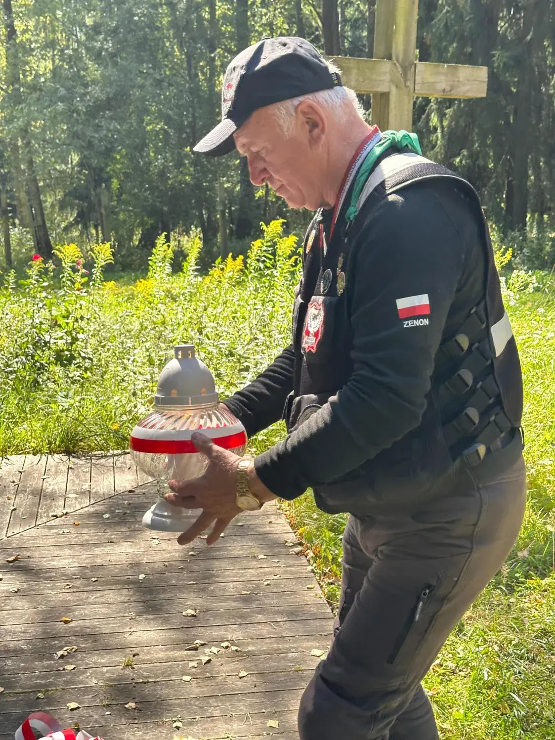 Польскія байкеры, якім забаранілі ўезд у Расію, наведалі Курапаты