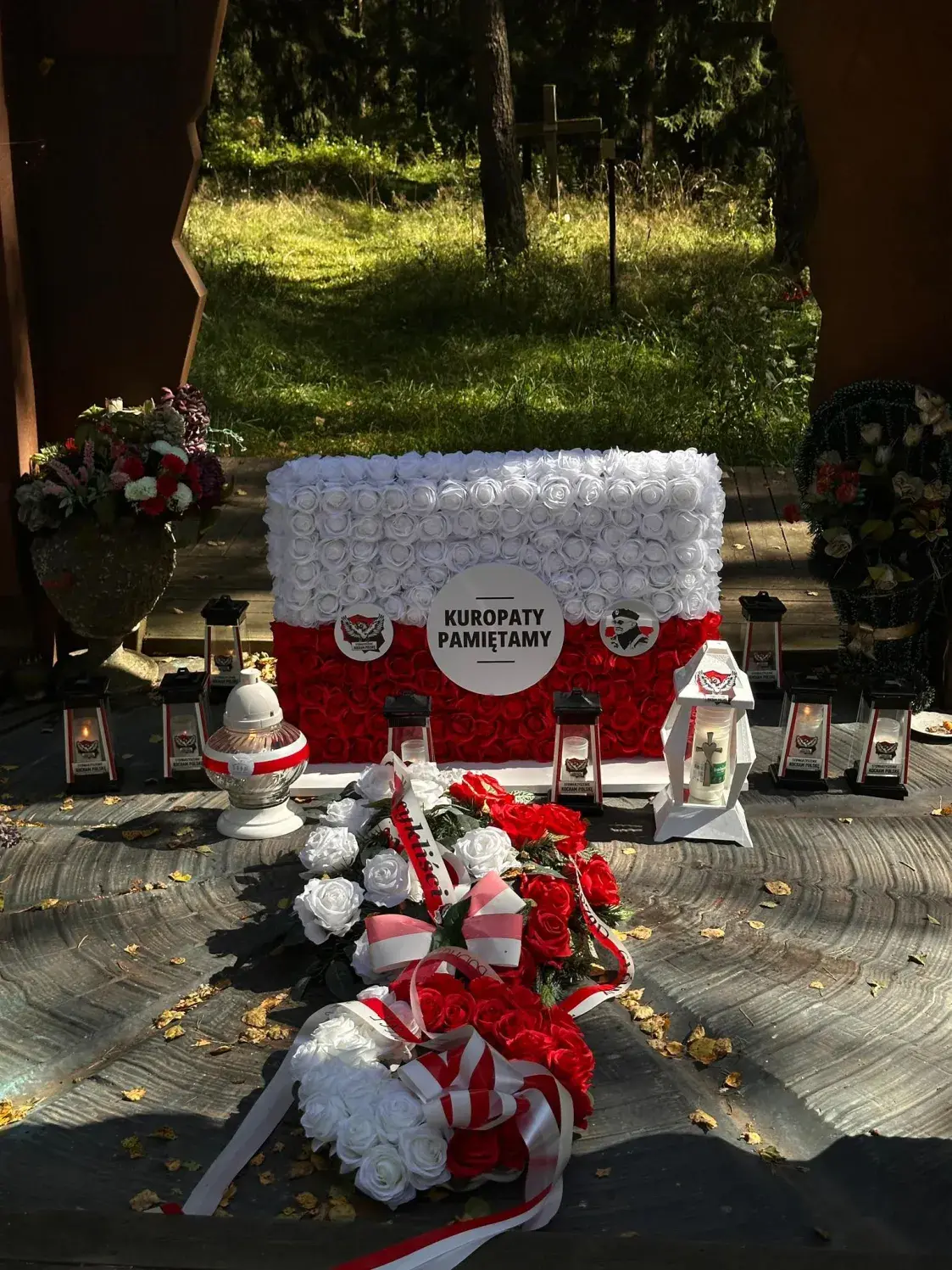 Польскія байкеры, якім забаранілі ўезд у Расію, наведалі Курапаты