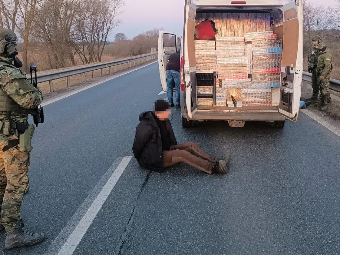 Фургон з кантрабанднымі беларускімі цыгарэтамі перахапілі ў Польшчы
