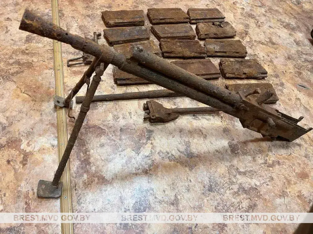 У Баранавіцкім раёне знайшлі французскі кулямёт узору 1920-х гадоў