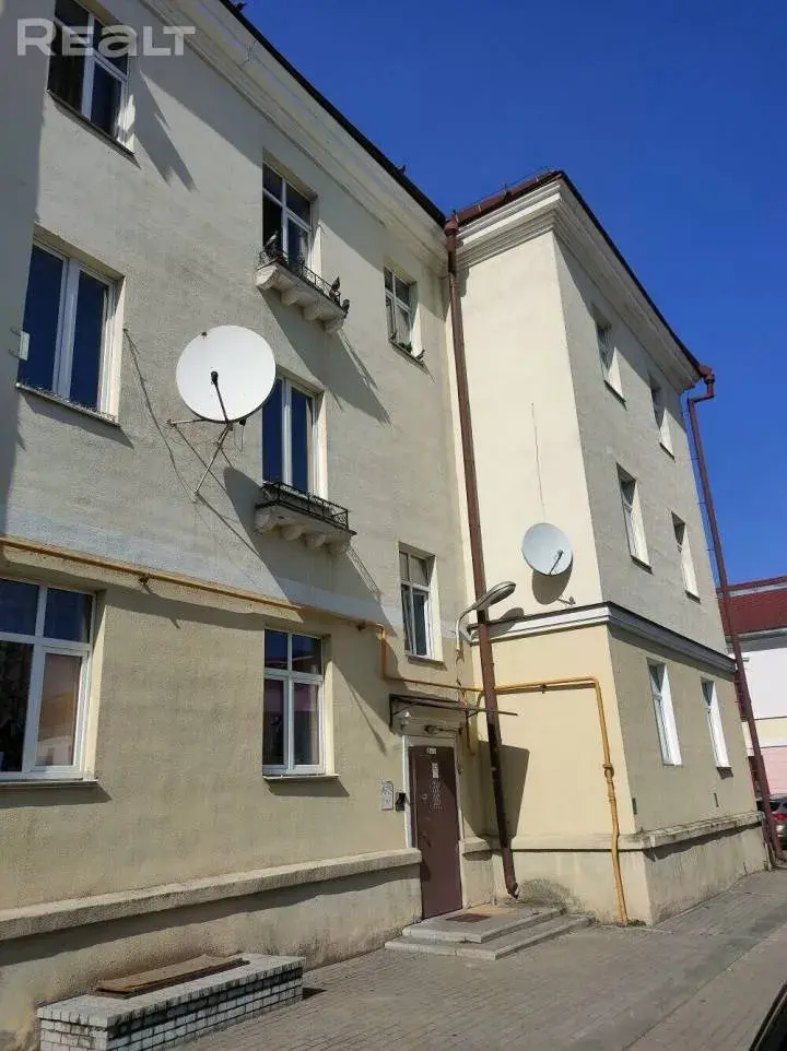 В Гродно продается квартира, в которой жил Василь Быков