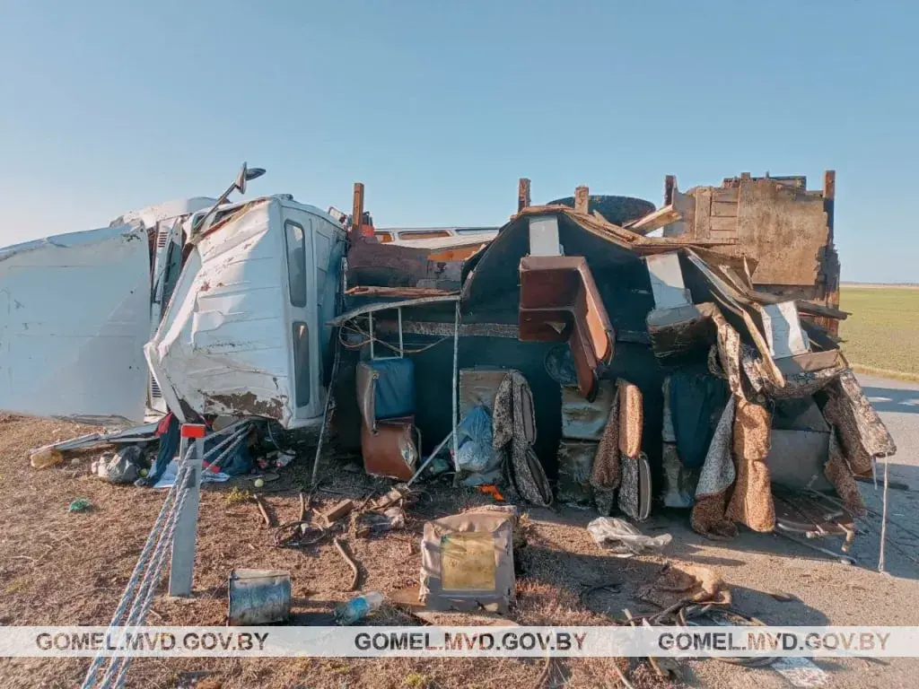 Пад Жлобінам аса стала прычынай аўтаварыі