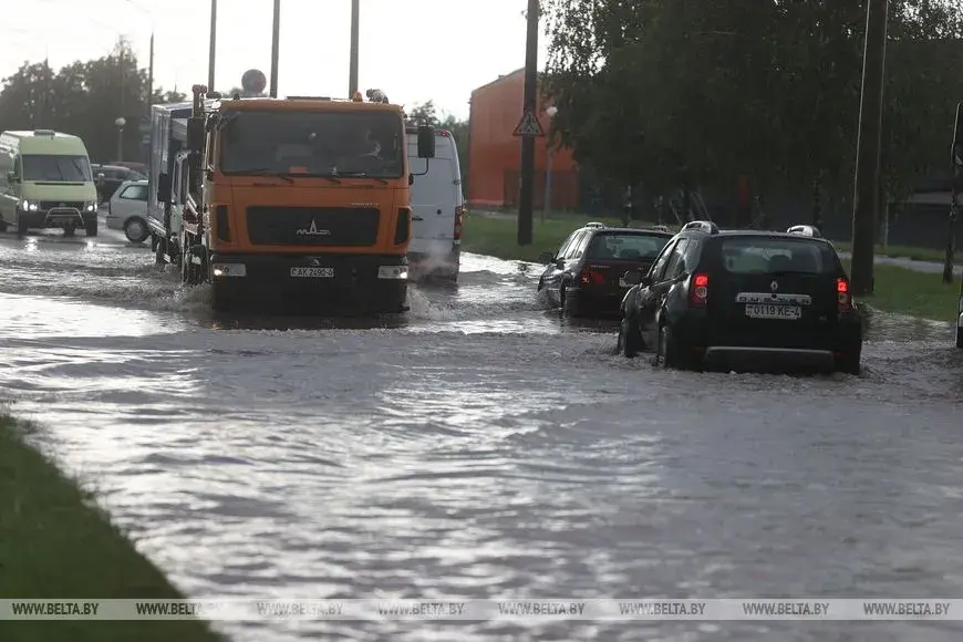 Моцная залева затапіла Гродна ў панядзелак