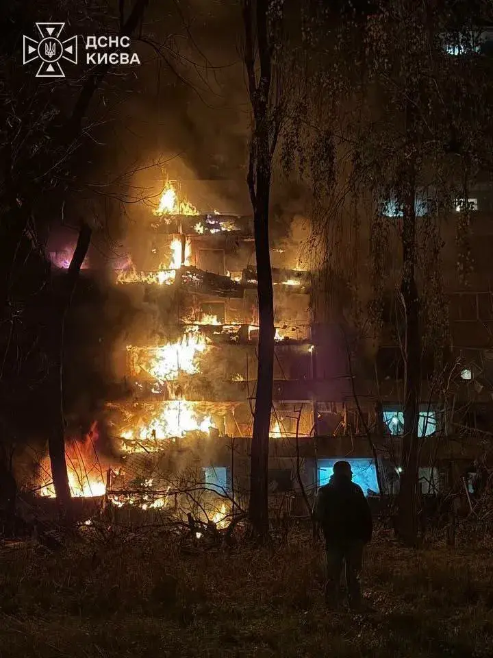 Расіяне ўдарылі ракетамі па Кіеве — Украіна зноў не атрымала папярэджання