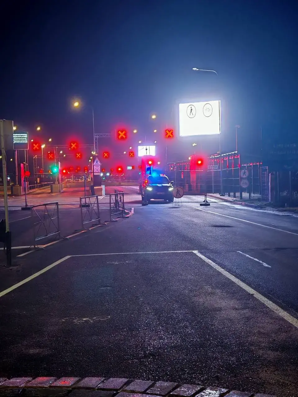 Літва ўначы спыняла пропуск транспарту з Беларусі