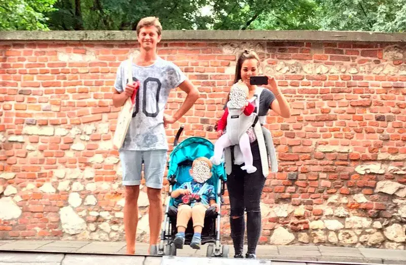 Экс-палітвязня абвінавацілі ў хатнім гвалце. Яго жонка лічыць гэта паклёпам