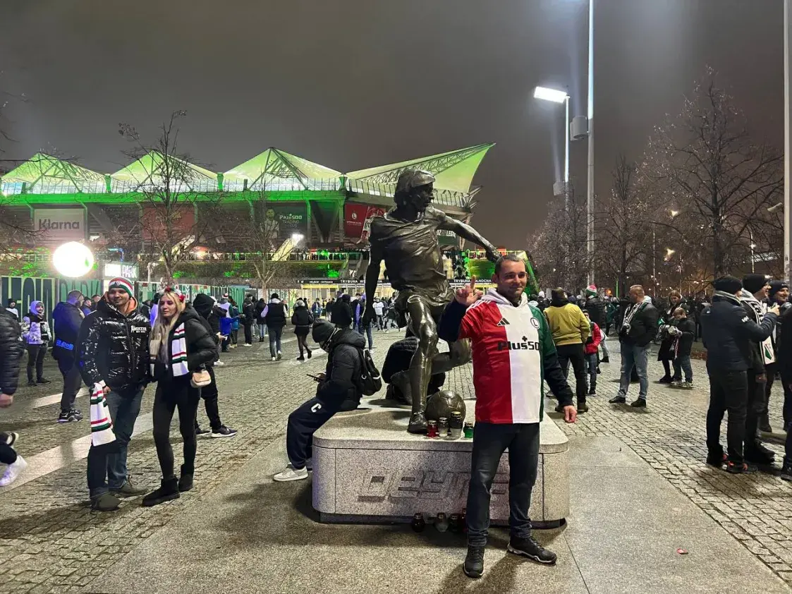 "Лукашэнка! — Цо? — Ты курво!": як мінскае "Дынама" гуляла ў Варшаве