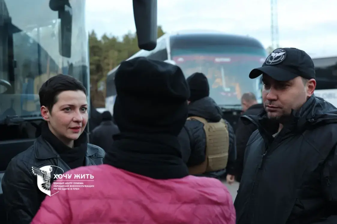 Лица героев. Первые фотографии политзаключённых на свободе