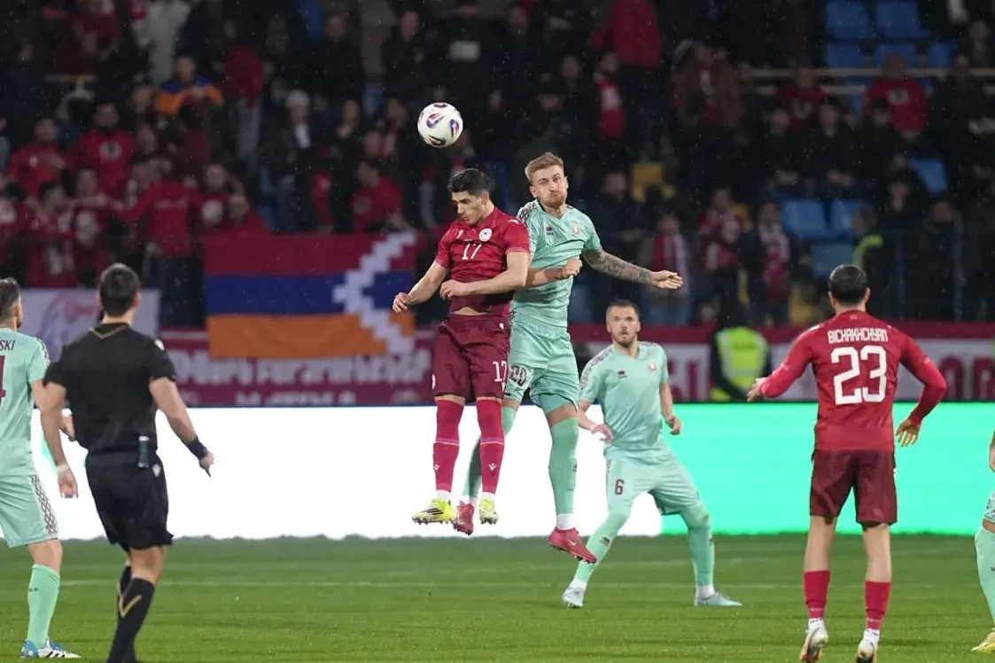 Сборная по футболу под руководством Ганчаренко одержала вторую победу в товарищеском матче