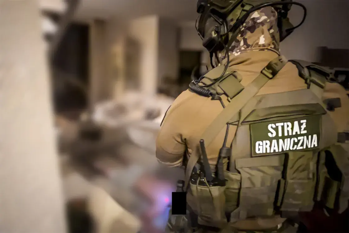 Групу, якая займалася незаконнай легалізацыяй замежнікаў, затрымалі ў Польшчы