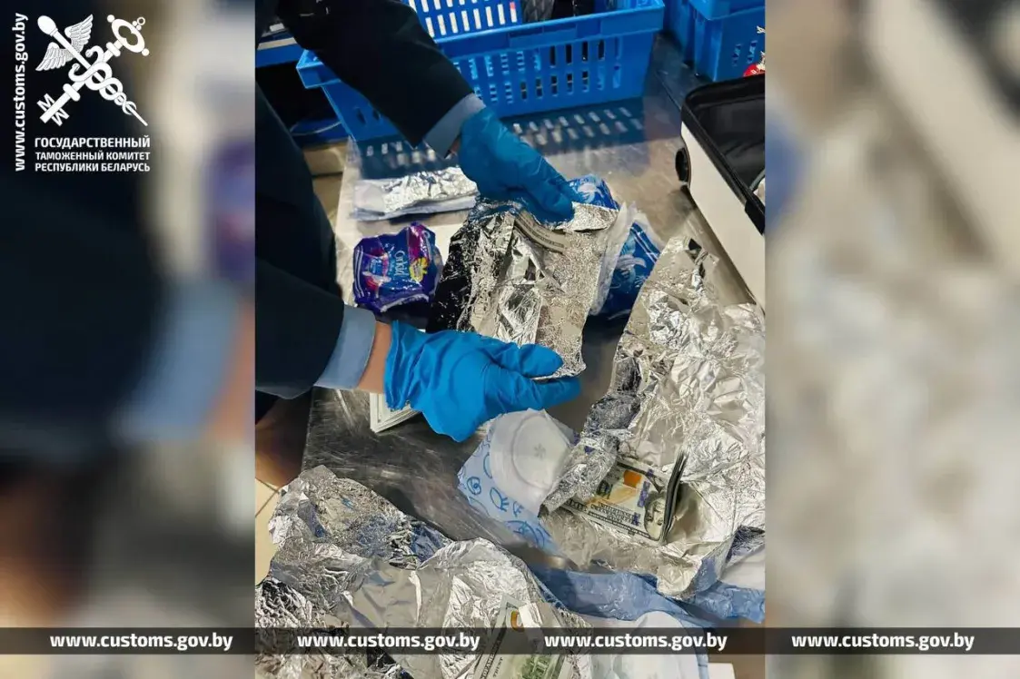 Беларуска везла кантрабандныя долары ў пракладках
