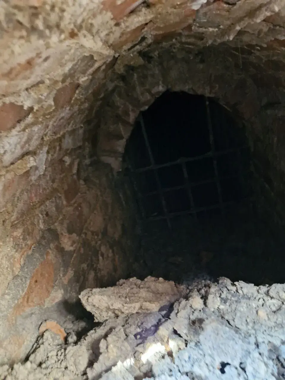 Археолагі знайшлі падземны ход у Заслаўскі замак