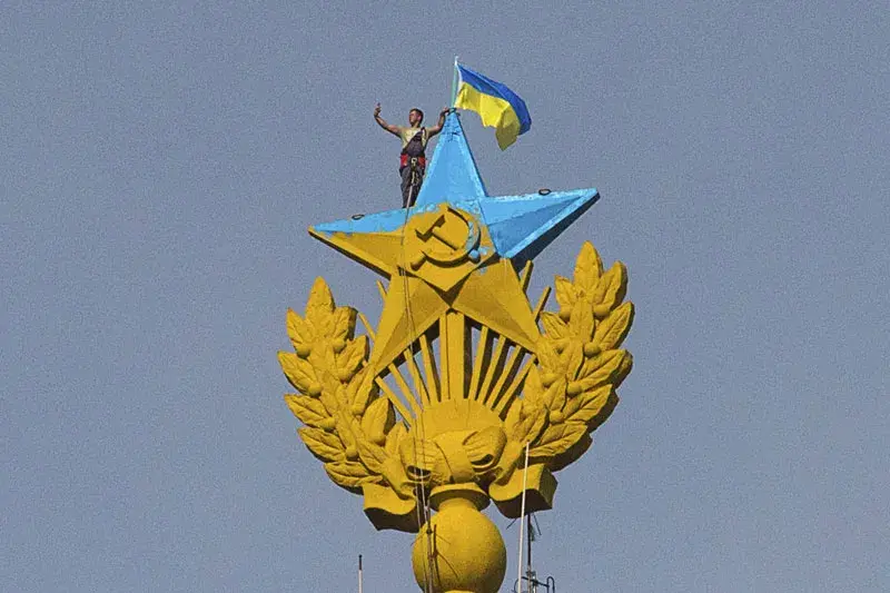За жоўта-сінюю зорку рэальны тэрмін атрымаў адзін руфер, астатніх апраўдалі