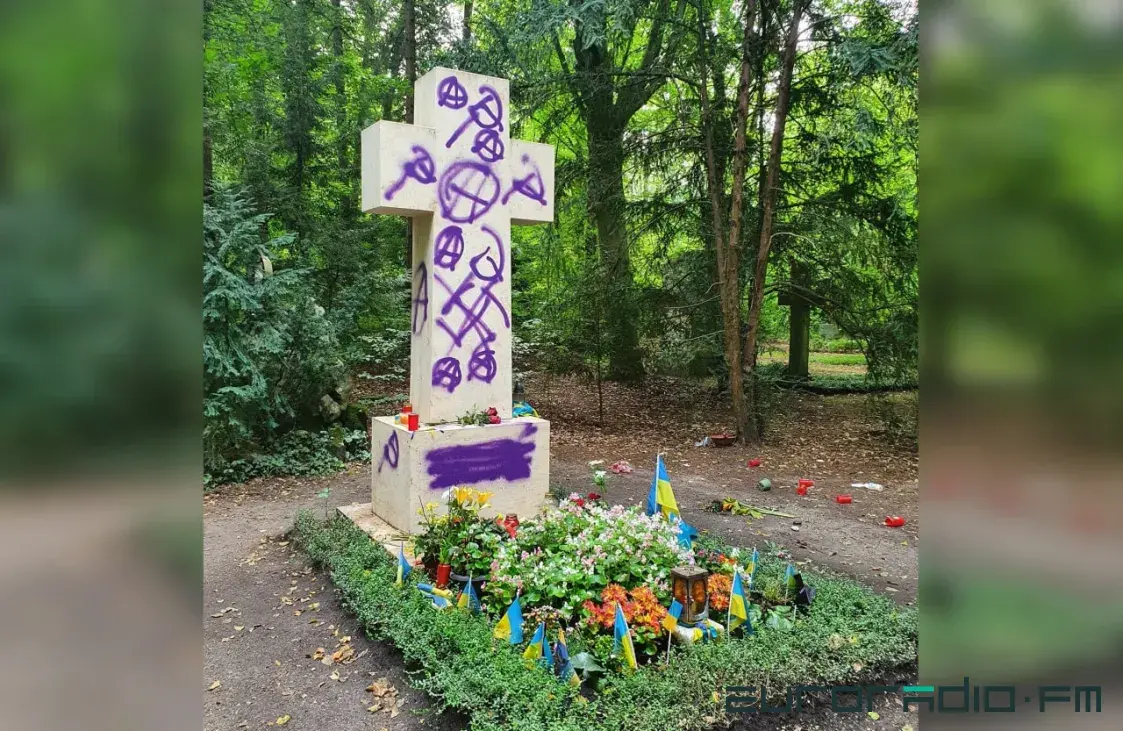 Вандалы осквернили могилу Степана Бандеры в Мюнхене