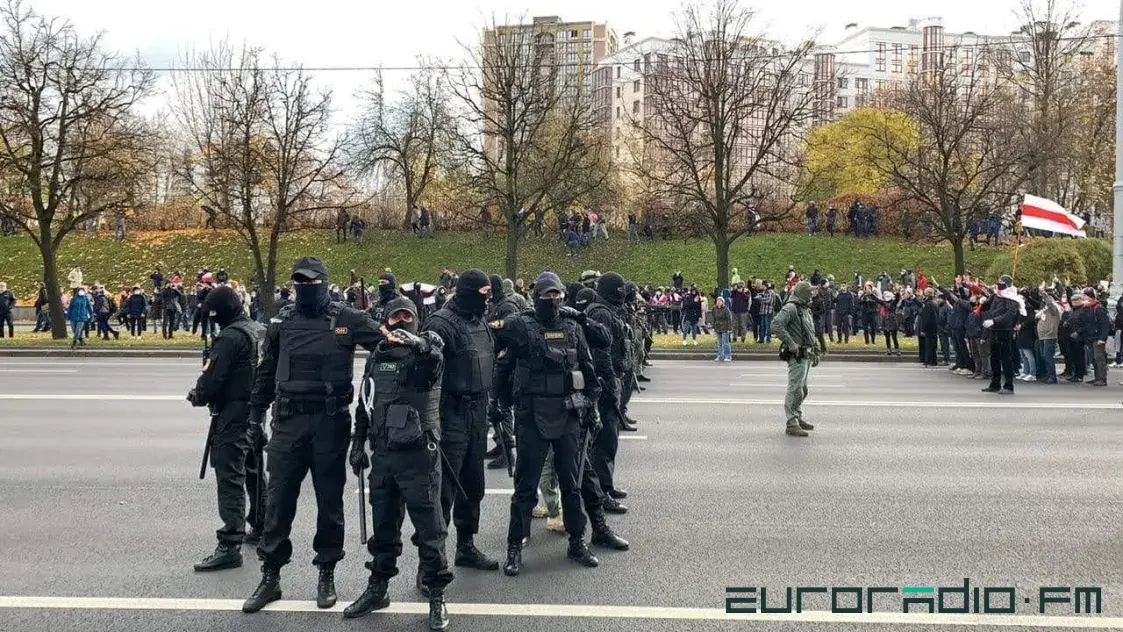 “Передадим твои последние слова родителям”: ГУБОП превращает Беларусь в пыточную