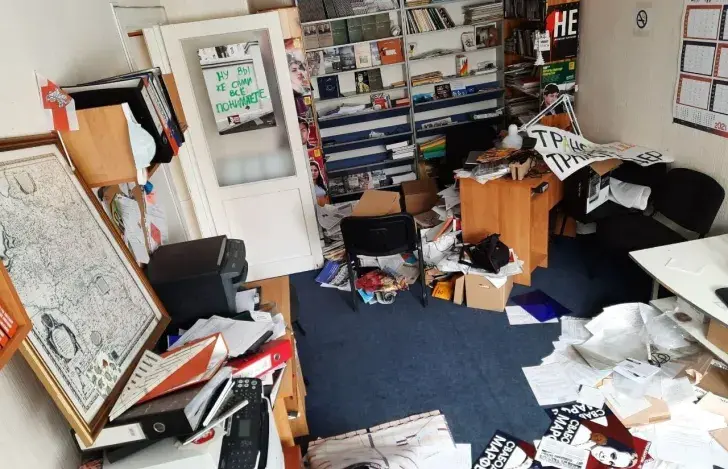 Разгромлены офіс праваабарончага цэнтра "Вясна"
