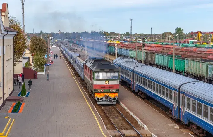 Станцыя Лунінец
