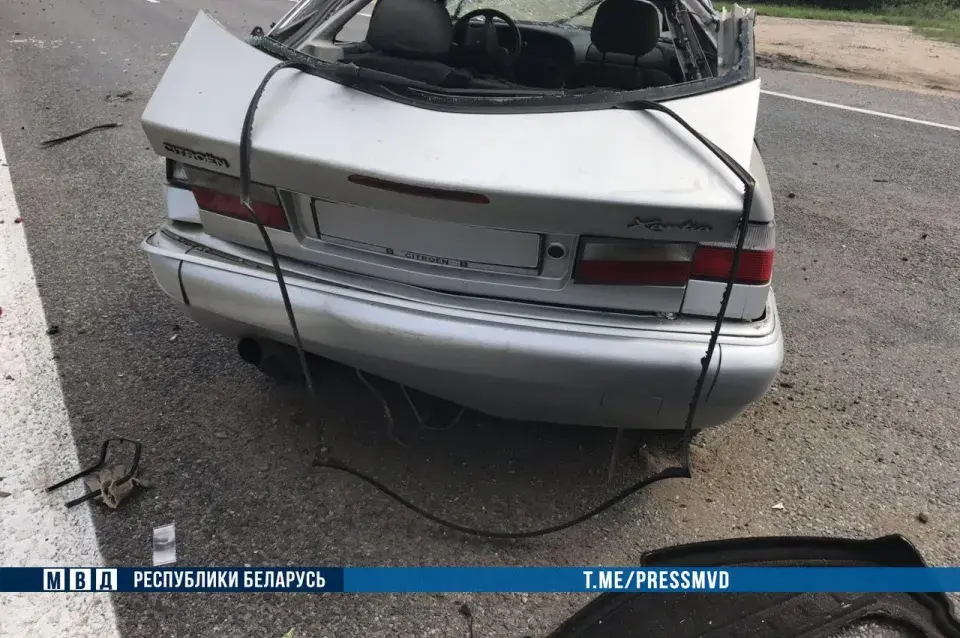 У аварыі пад Ашмянамі загінулі два чалавекі (фота)