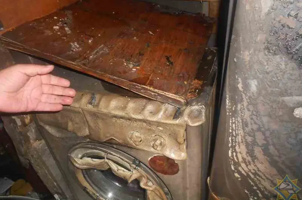 У Паставах і ў Мінскім раёне гарэлі інтэрнаты, эвакуявалі дзясяткі людзей