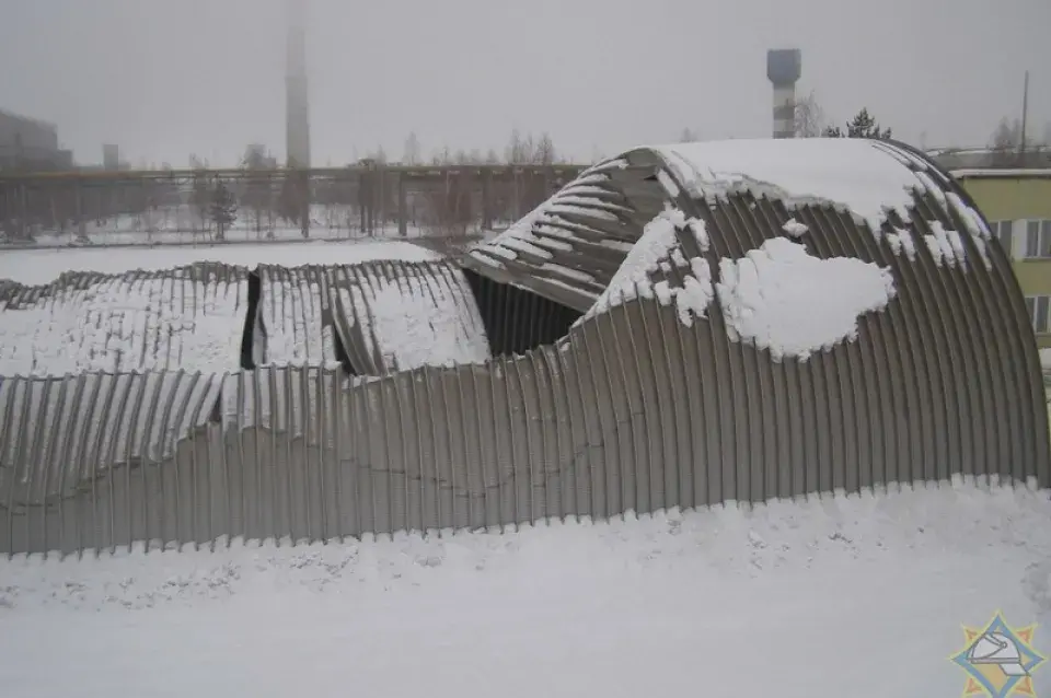 У Касцюковічах абрынуўся дах ангара цэментнага завода