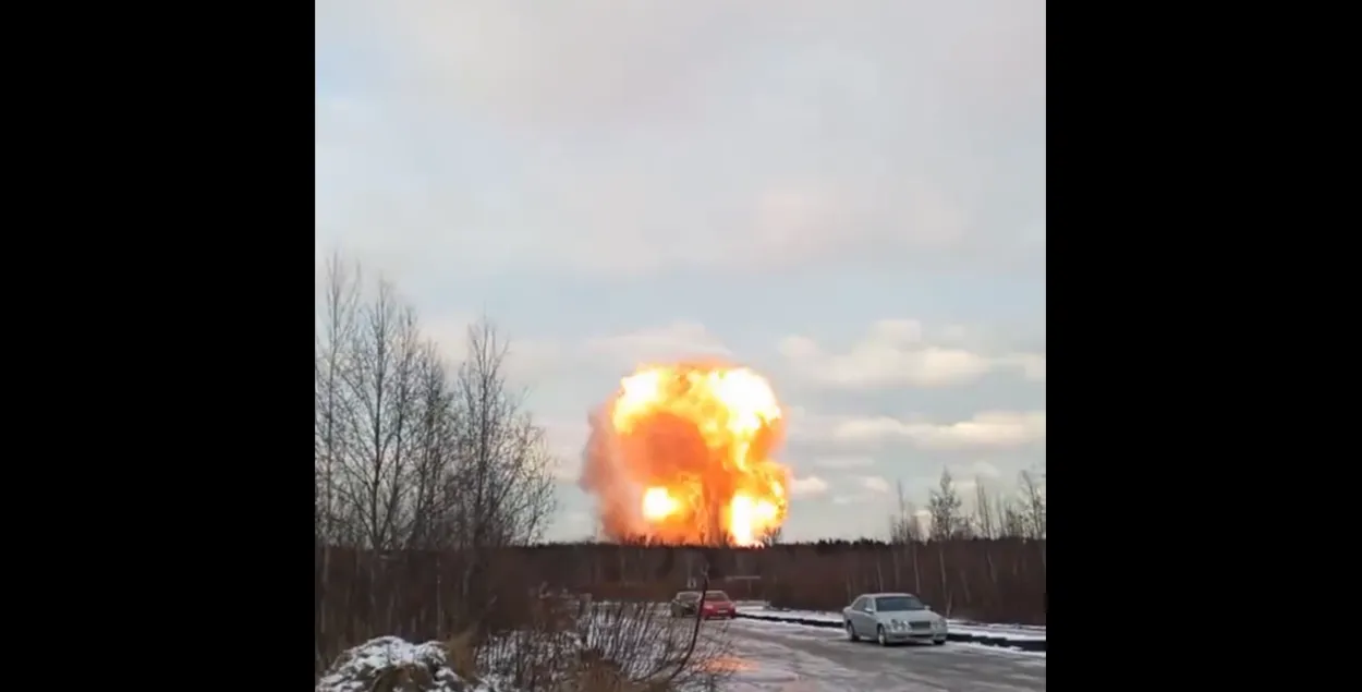 Взрыв в Ленинградской области / скриншот видео РИА Новости

