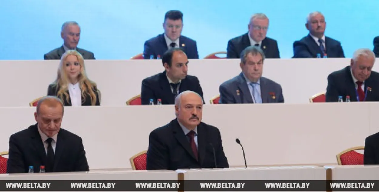 Лукашенко в президиуме съезда ученых. Фото: БЕЛТА​