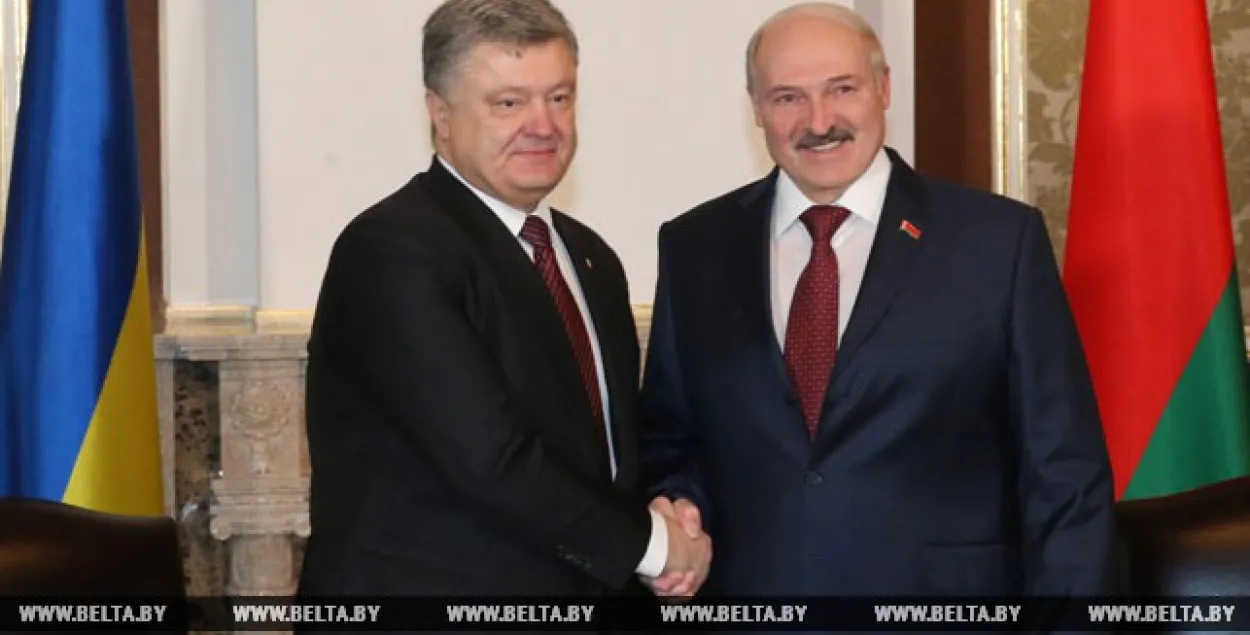 Парашэнка запрасіў Лукашэнку наведаць Украіну з афіцыйным візітам (відэа)