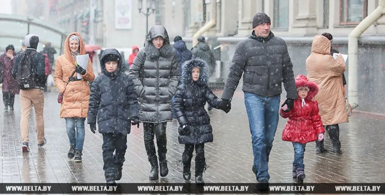 У сераду амаль па ўсёй Беларусі чакаюцца мокры снег і дождж