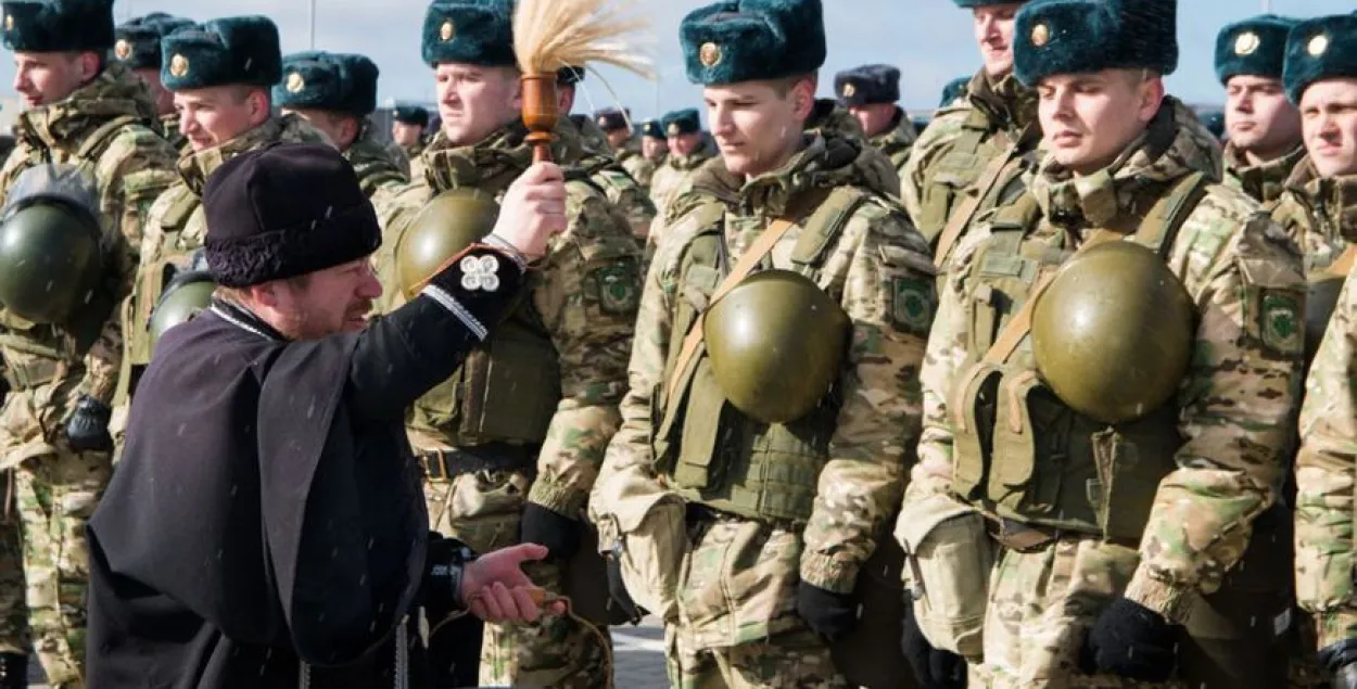 Минобороны РФ нужен подрядчик, чтобы обслуживать свои военные городки в Беларуси