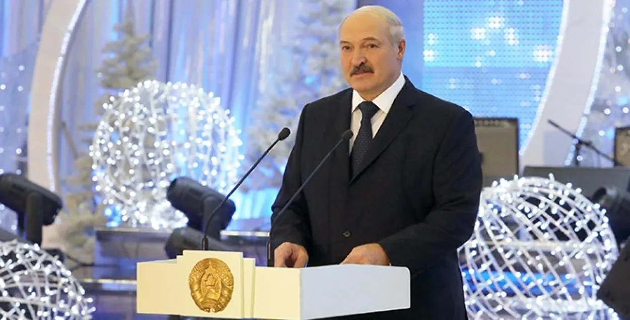 Лукашэнка: Заўтра нашай краіны залежыць ад нашай працы сёння