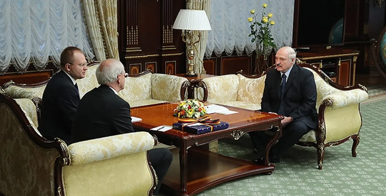 Лукашэнка: "У нас пацяплелі адносіны ў цэлым з Еўрапейскім саюзам"