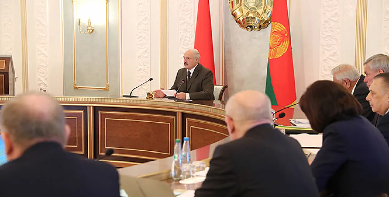 Лукашэнка: законы ў нас супердэмакратычныя, няма ніякай дыктатуры