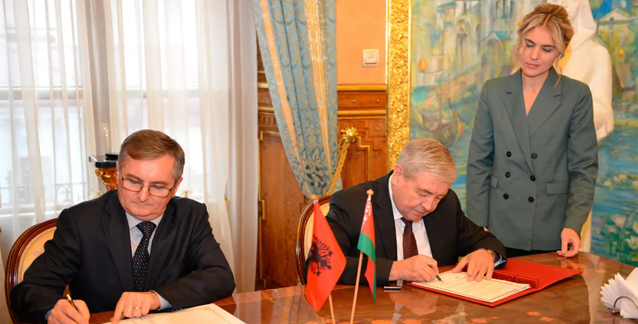 Беларусь и Албания взаимно отменили визы