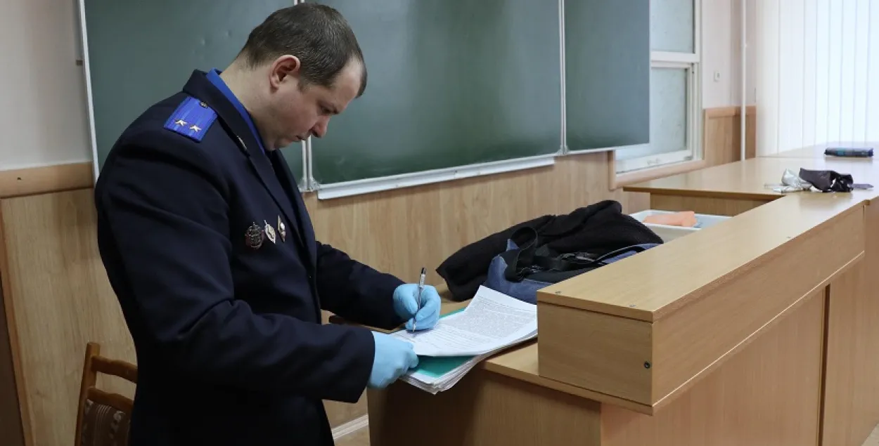 Новыя падрабязнасці забойства ў стаўбцоўскай школе: не толькі нож, але і малаток