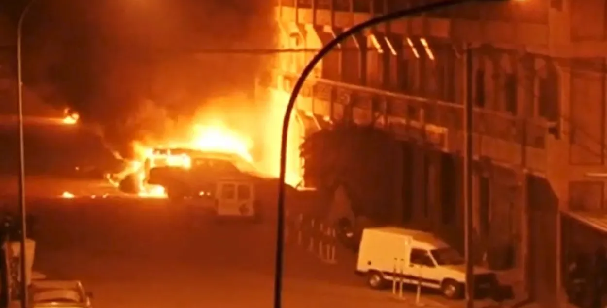 Падчас тэракту ў сталіцы Буркіна-Фасо загінулі 22 чалавекі