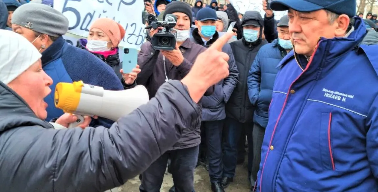 В Казахстане задержанным за протесты могут смягчить наказание