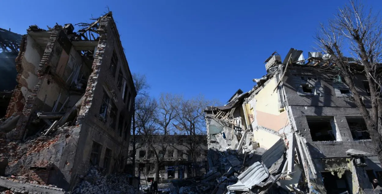 Руины после российских обстрелов / Reuters
