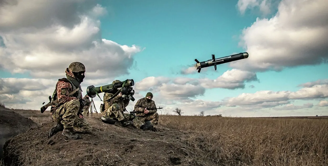 Гранатомёты Javelin, “Байрактары” и “Стингеры”: чем Украина встретит агрессора