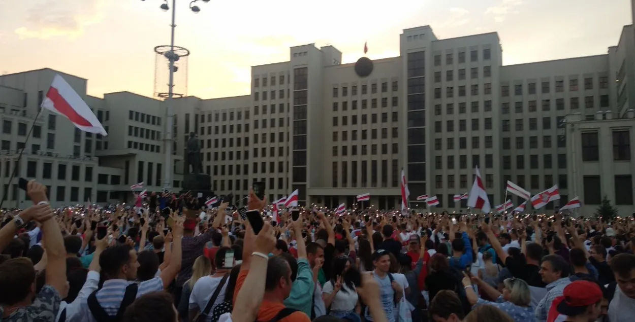 Уличная акция возле Дома правительства в Минске, август 2020-го / Из архива Еврорадио