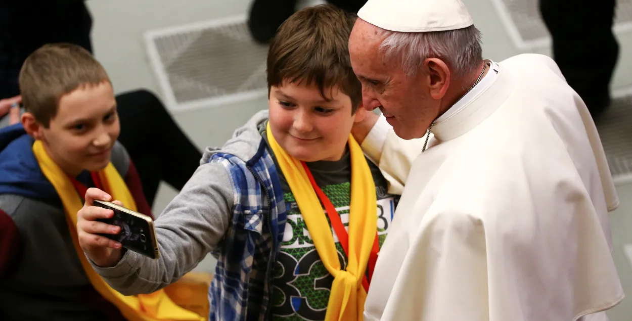 Папа Францішак хоча змяніць тэкст малітвы “Ойча наш”