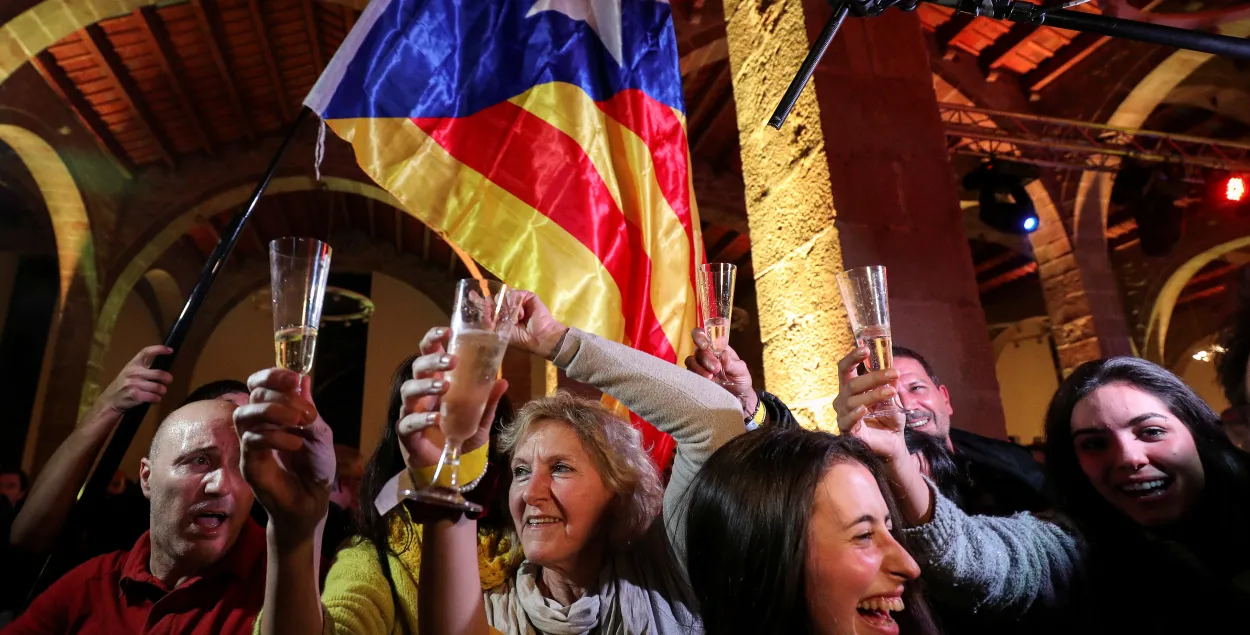 Пучдэмон: Каталонская рэспубліка перамагла манархію