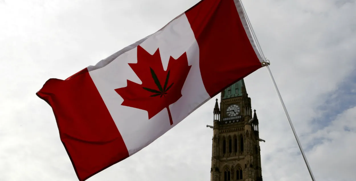 Улады Канады легалізавалі марыхуану