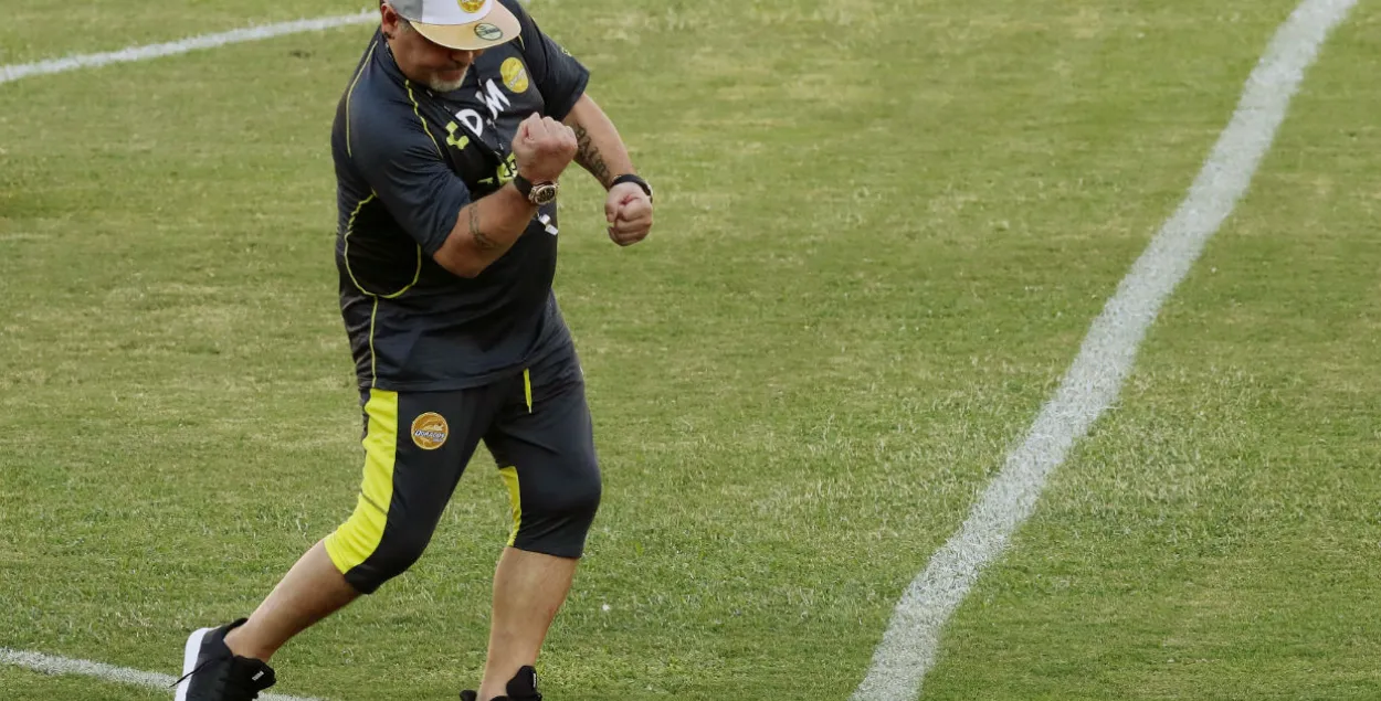 Диего Марадона тренирует мексиканскую команду. Фото: Reuters